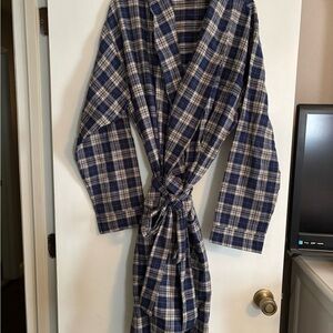 L.L. Bean Blue and White Checkered Cotton Robe size Large